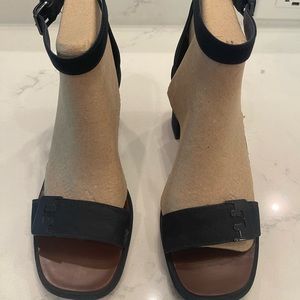 Tory Burch Navy suede block heel sandals. Size 8